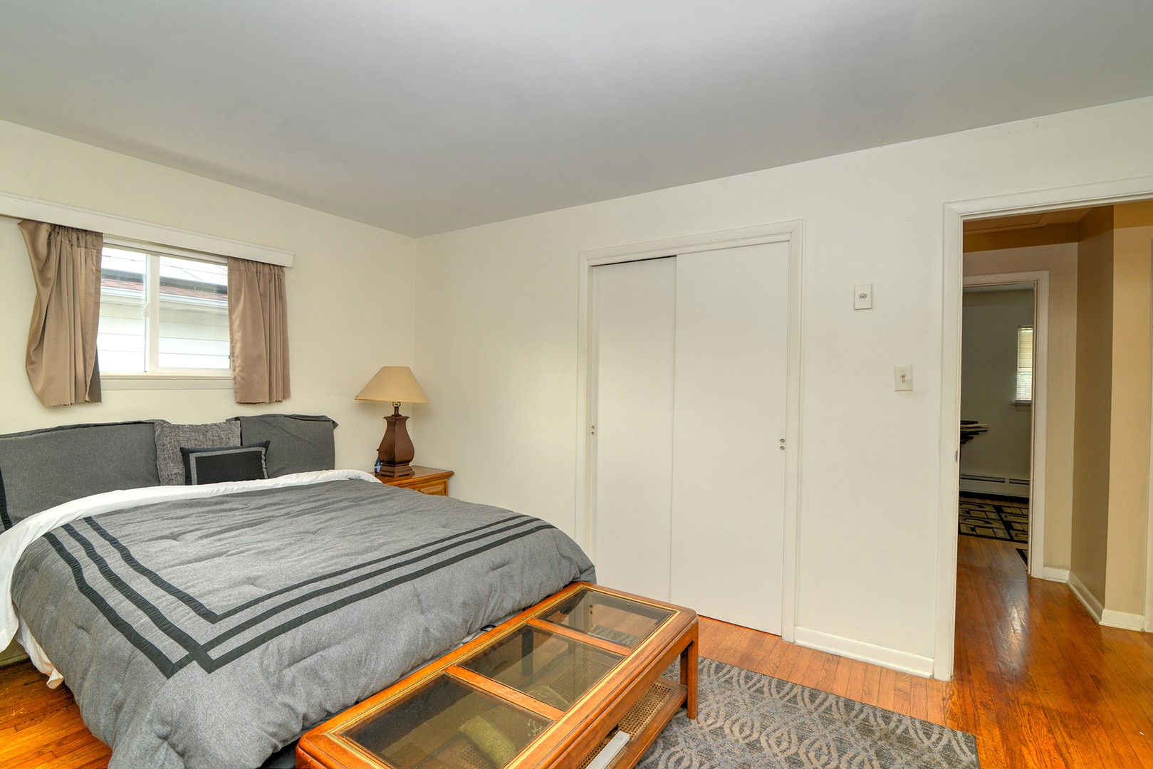 1560 Lee Avenue, Melrose Park, IL 60160