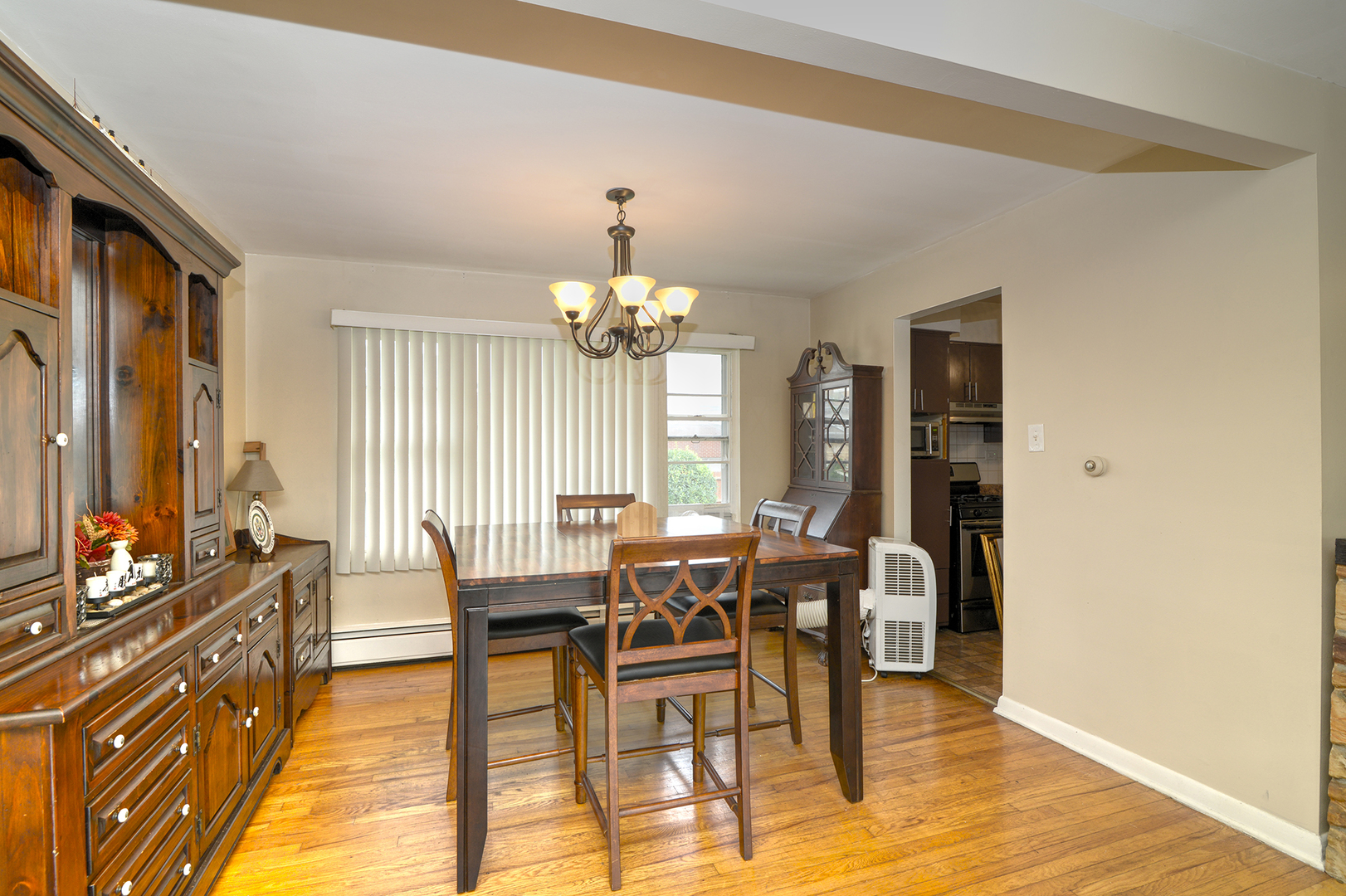 1560 Lee Avenue, Melrose Park, IL 60160