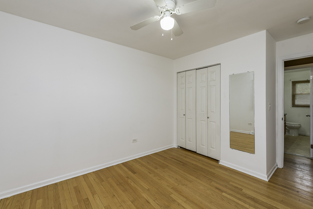 2215 HERMON Avenue, Zion, IL 60099