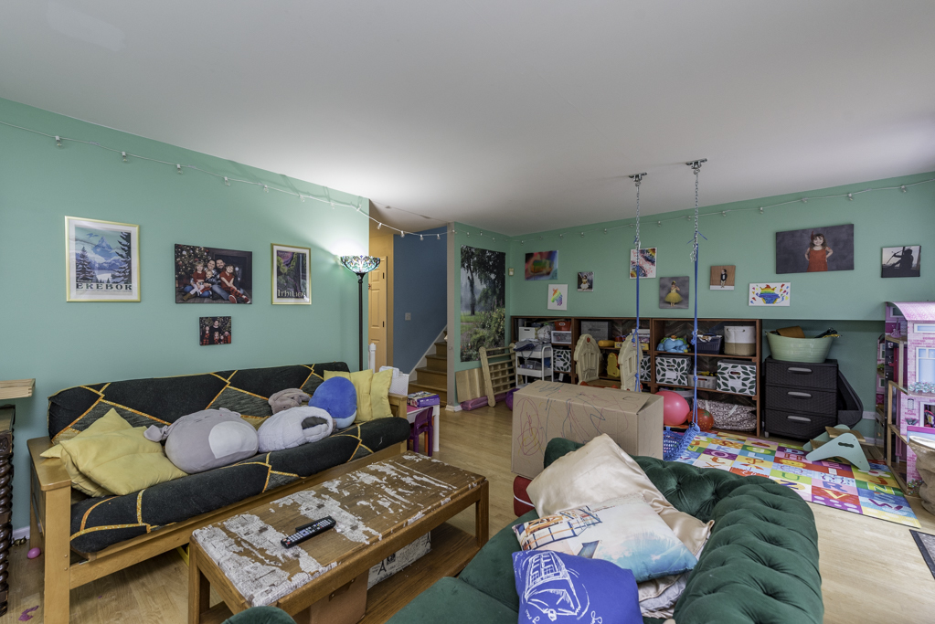 263 Pembrook Lane, Mundelein, IL 60060