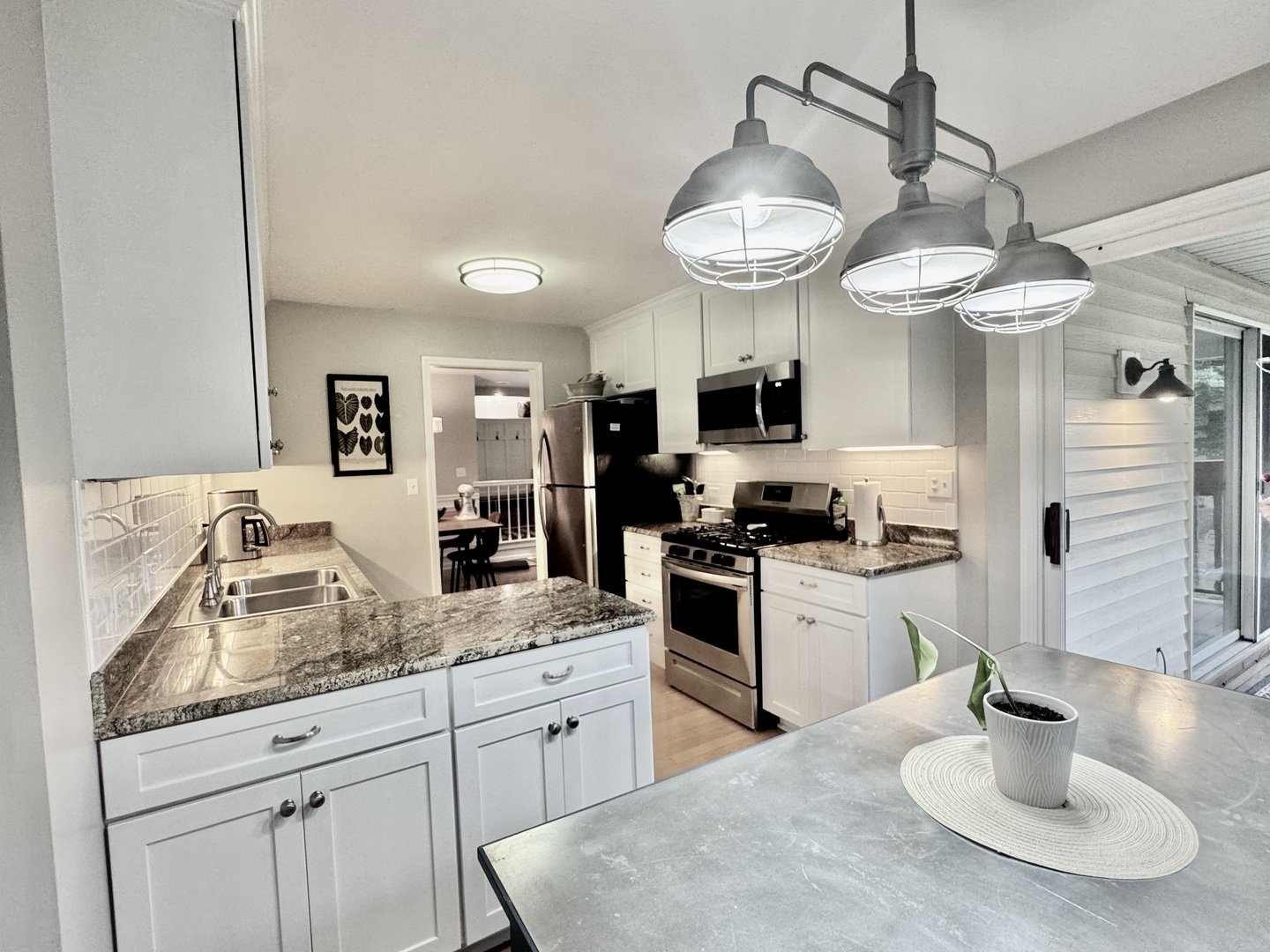 630 Zaininger Avenue #D, Naperville, IL 60563