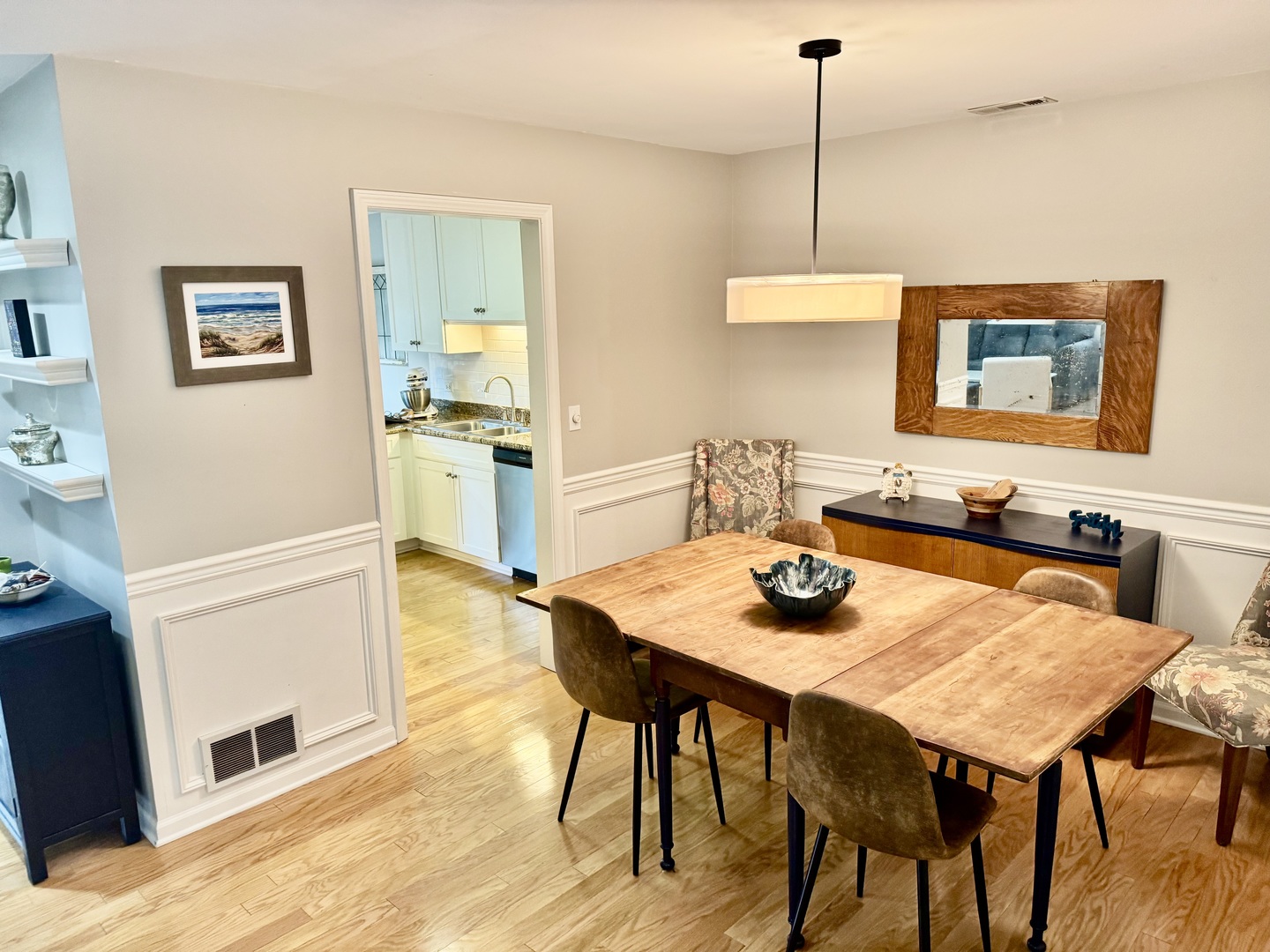 630 Zaininger Avenue #D, Naperville, IL 60563