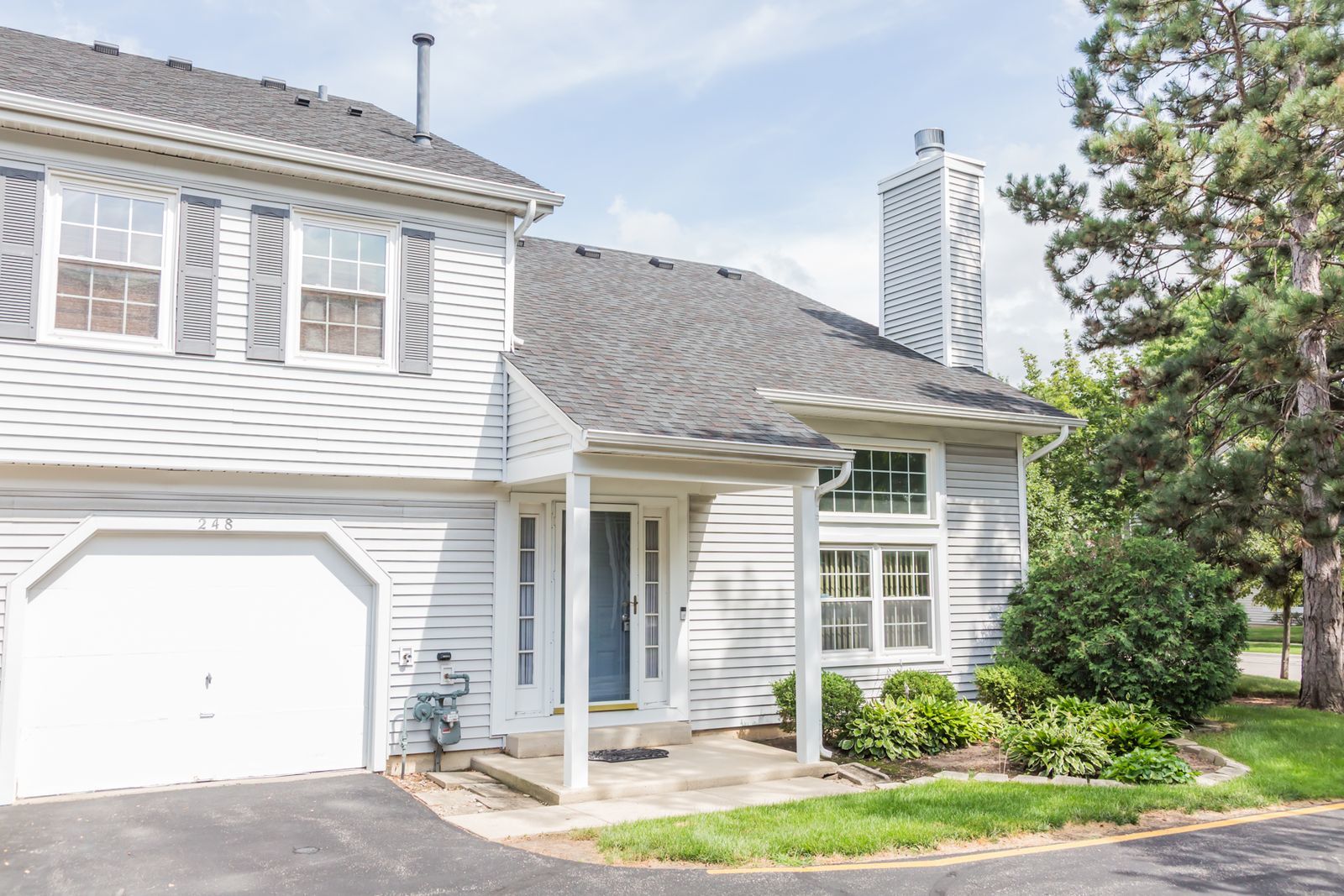 248 Butternut Lane, Streamwood, IL 60107