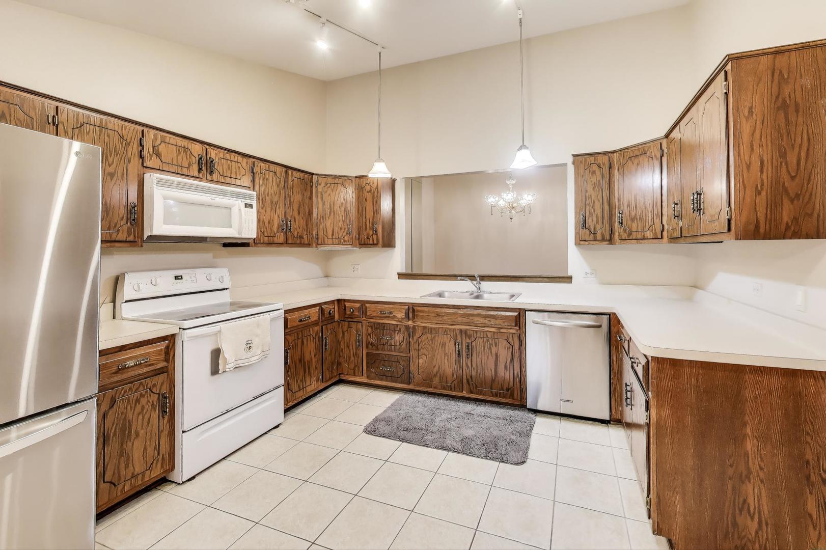 45 Castle Rock Lane, Bloomingdale, IL 60108