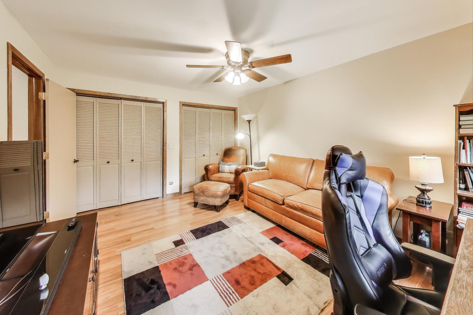 45 Castle Rock Lane, Bloomingdale, IL 60108