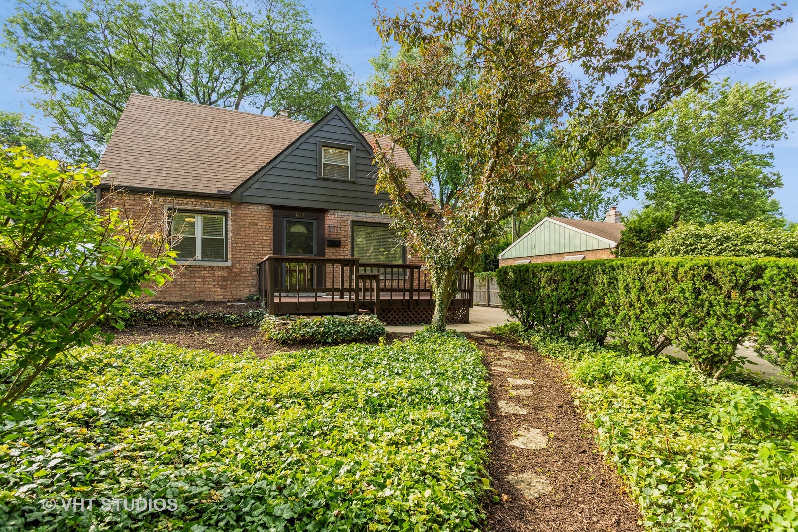1417 College Avenue, Wheaton, IL 60187
