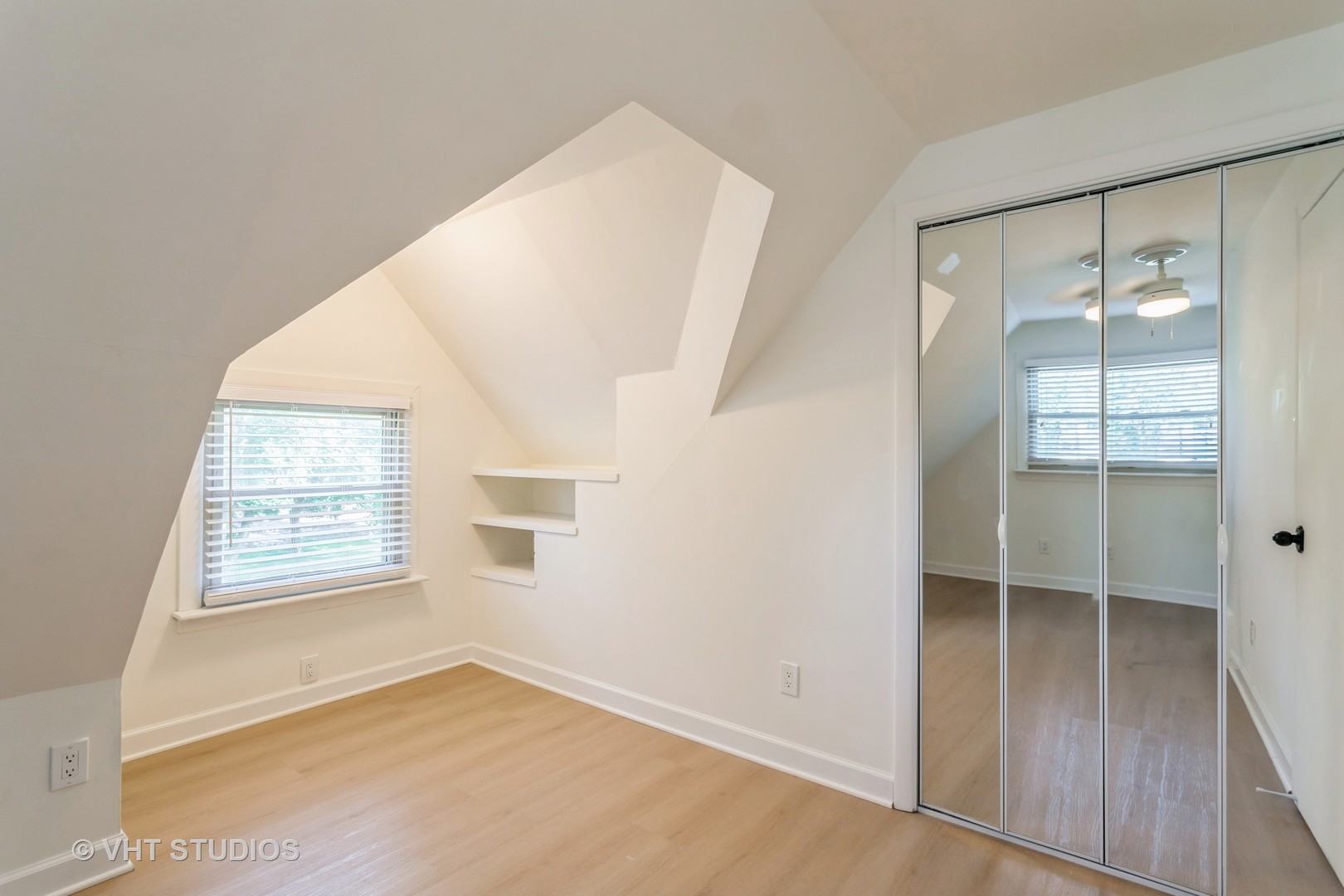 1417 College Avenue, Wheaton, IL 60187