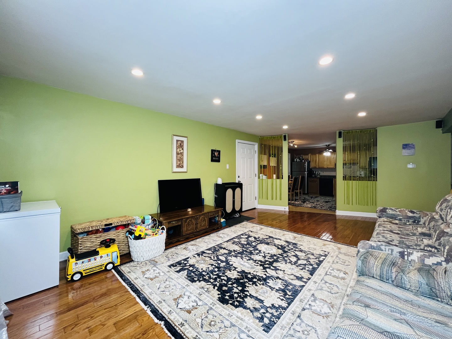 8804 BRIAR Court #2A, Des Plaines, IL 60016