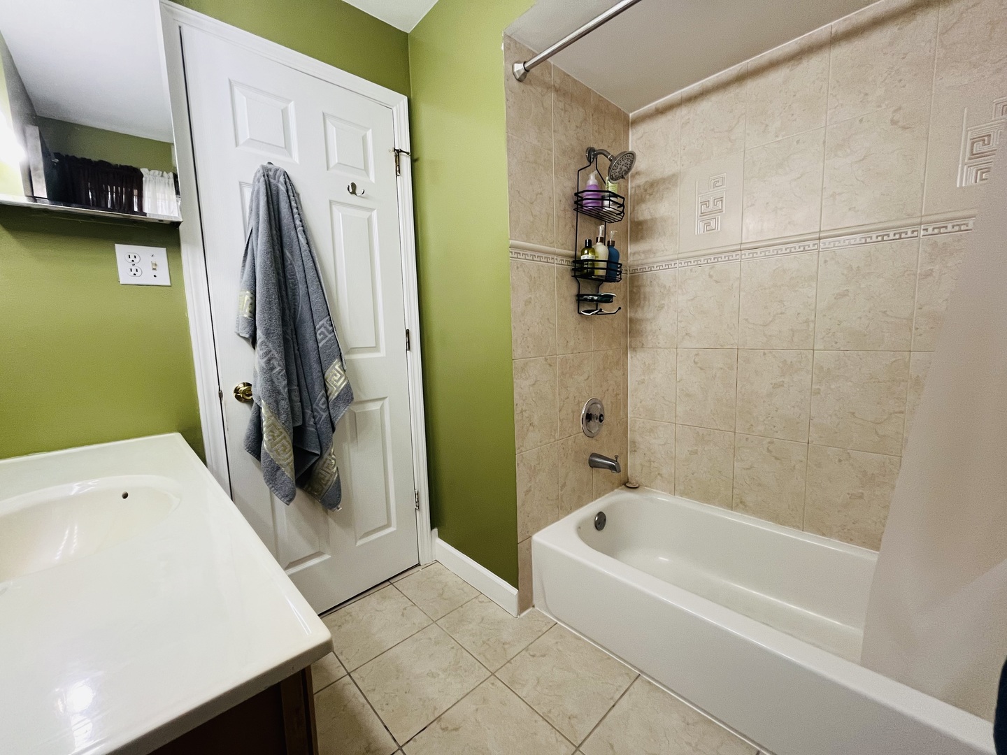 8804 BRIAR Court #2A, Des Plaines, IL 60016