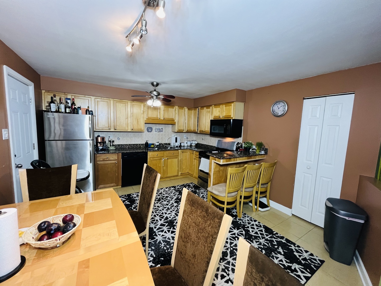 8804 BRIAR Court #2A, Des Plaines, IL 60016