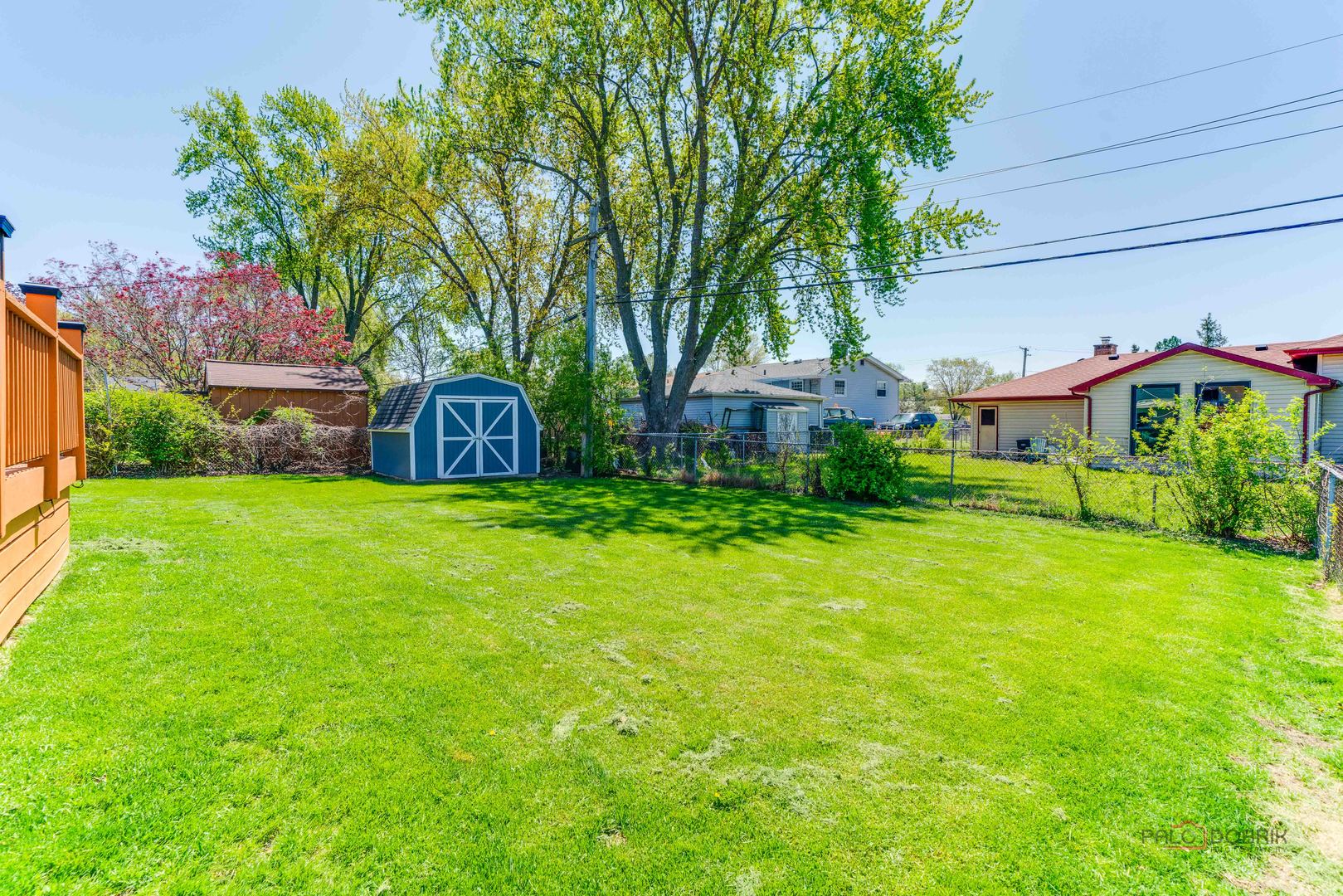 422 S Thornwood Drive, Lindenhurst, IL 60046
