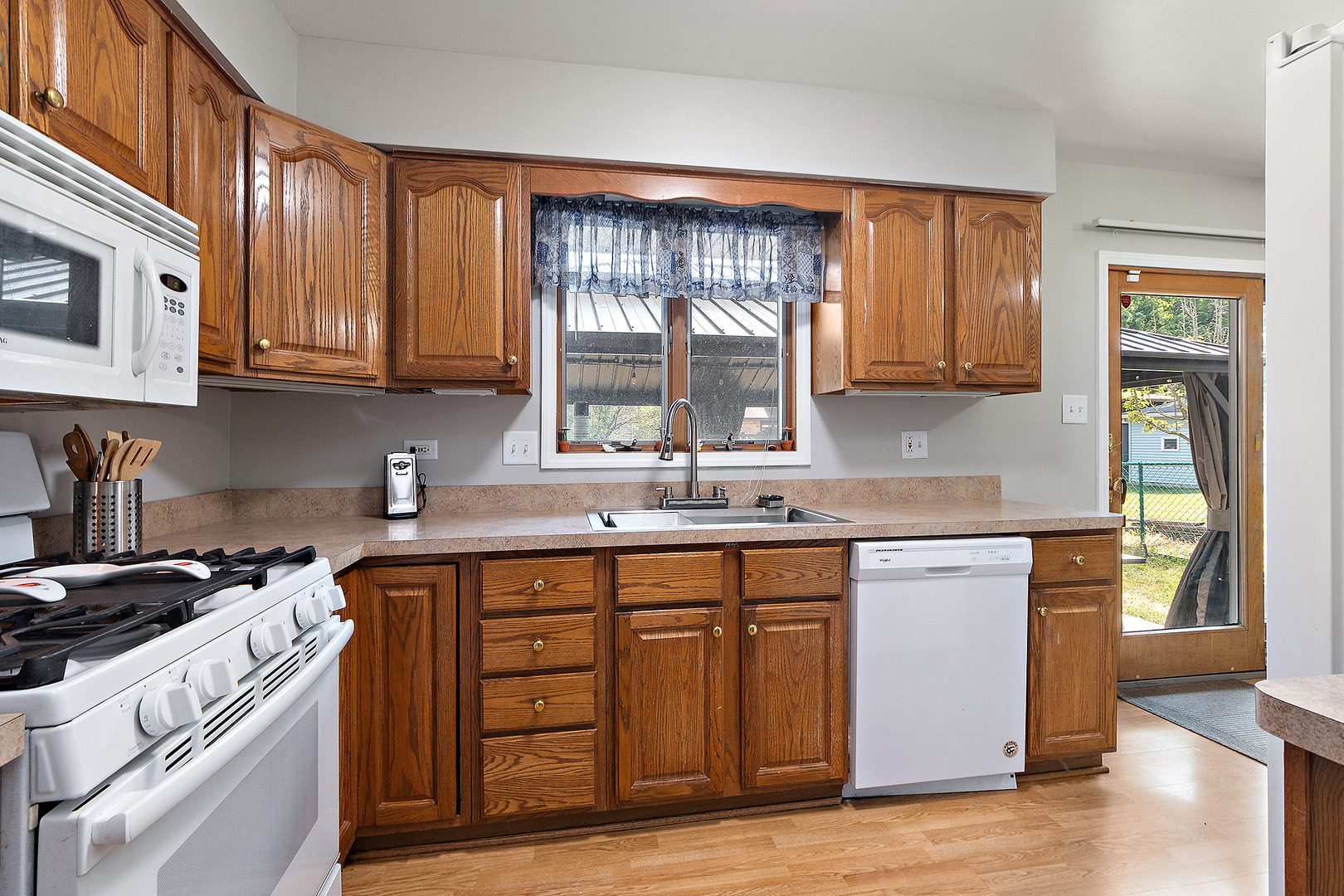 5551 143rd Street, Midlothian, IL 60445