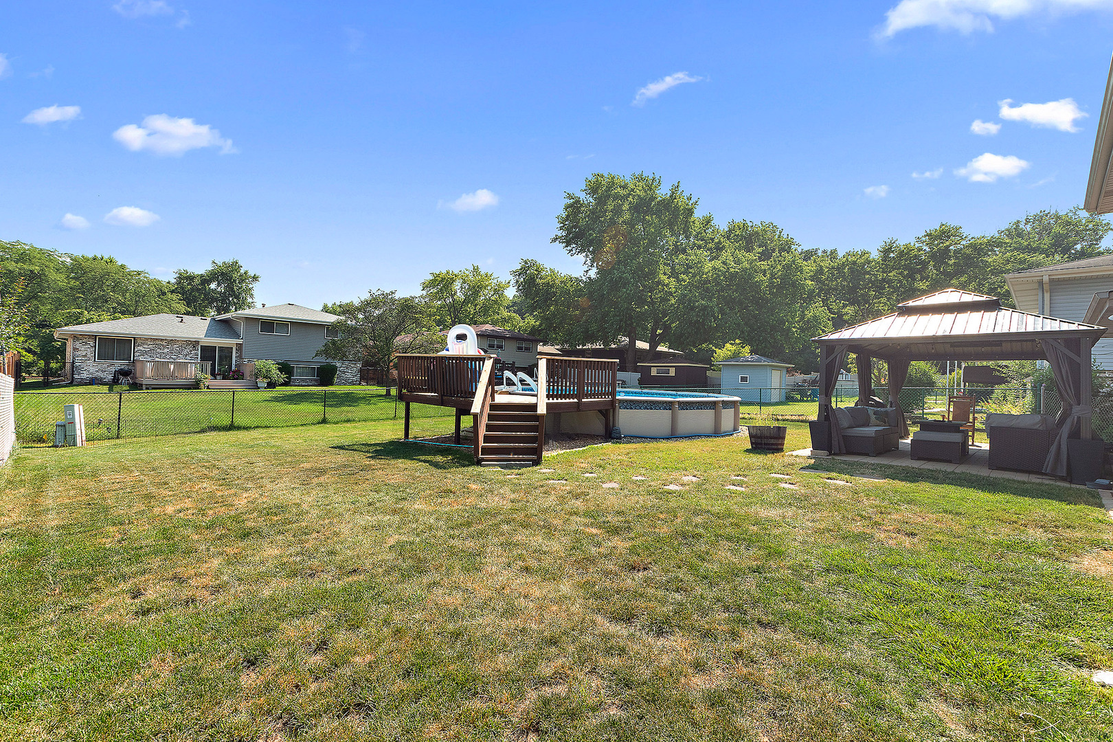 5551 143rd Street, Midlothian, IL 60445