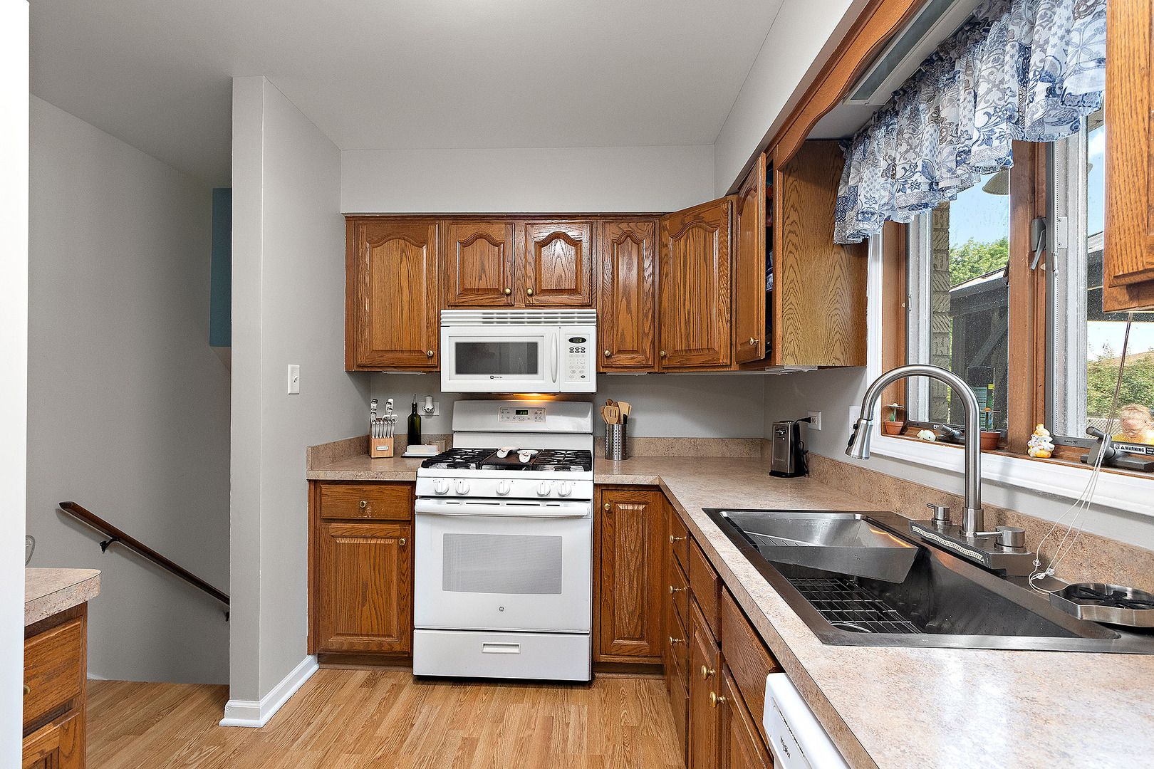 5551 143rd Street, Midlothian, IL 60445