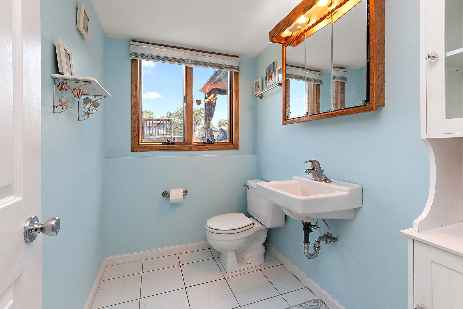 5551 143rd Street, Midlothian, IL 60445