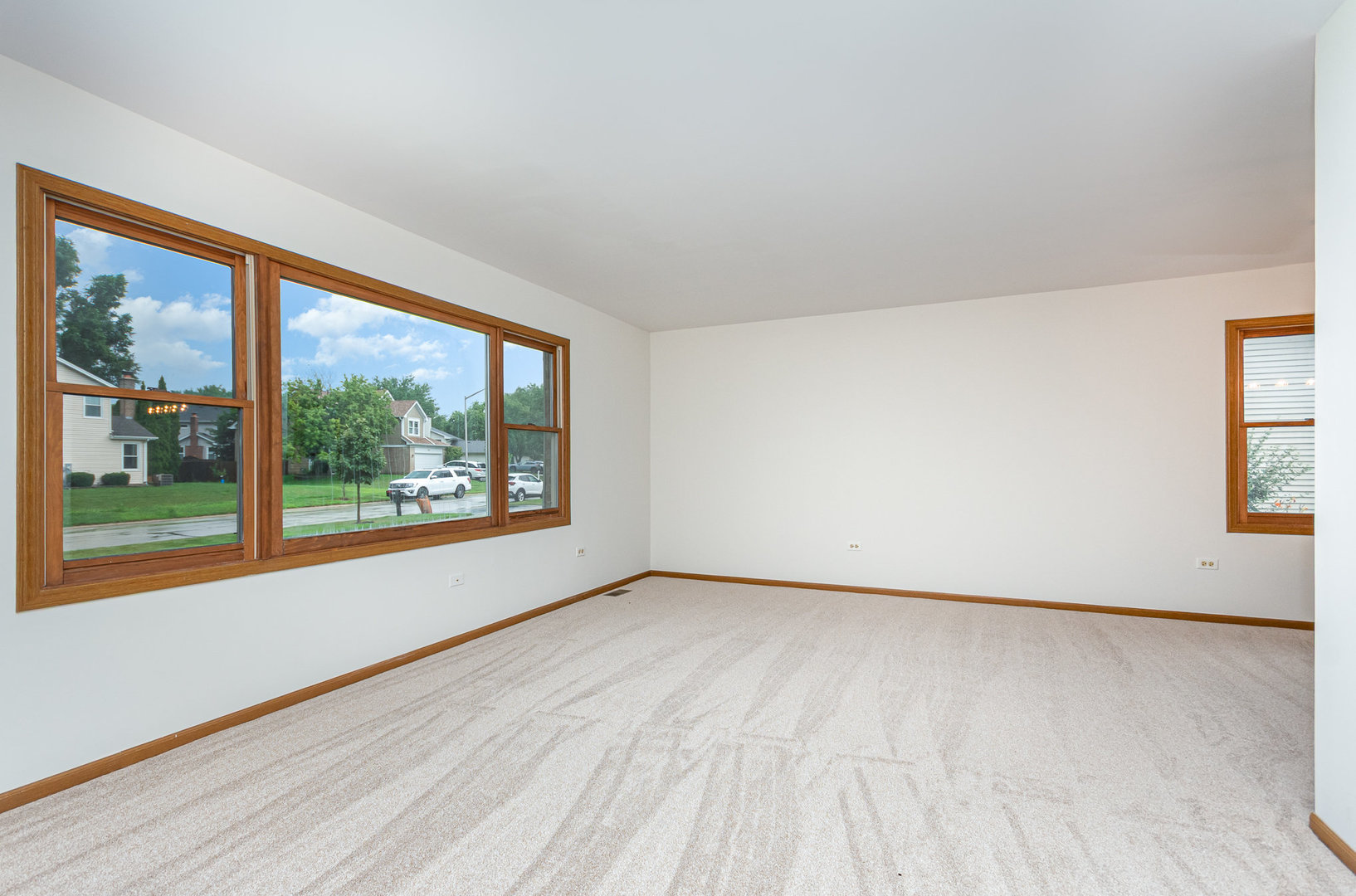 265 Hickory Oaks Drive, Bolingbrook, IL 60490
