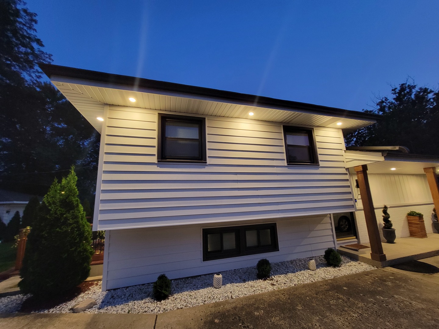 5785 Tennessee Avenue, Clarendon Hills, IL 60514