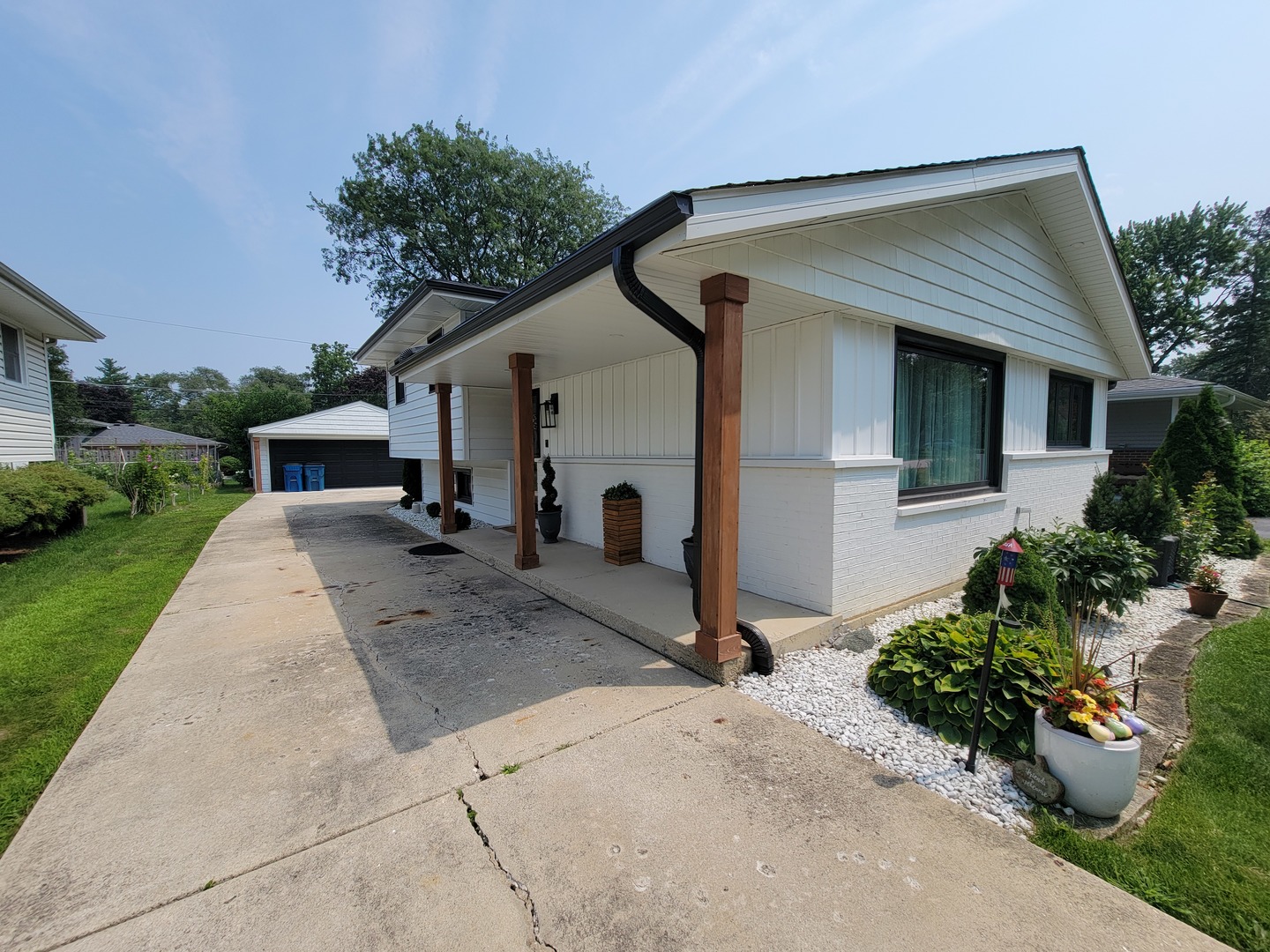 5785 Tennessee Avenue, Clarendon Hills, IL 60514