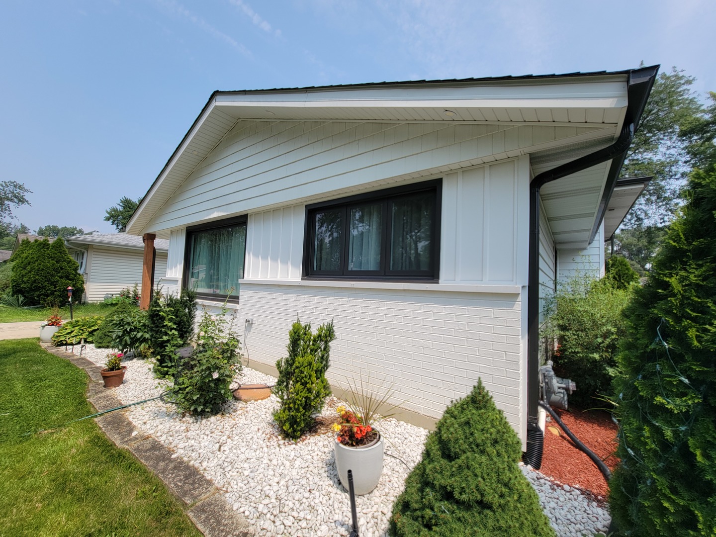 5785 Tennessee Avenue, Clarendon Hills, IL 60514