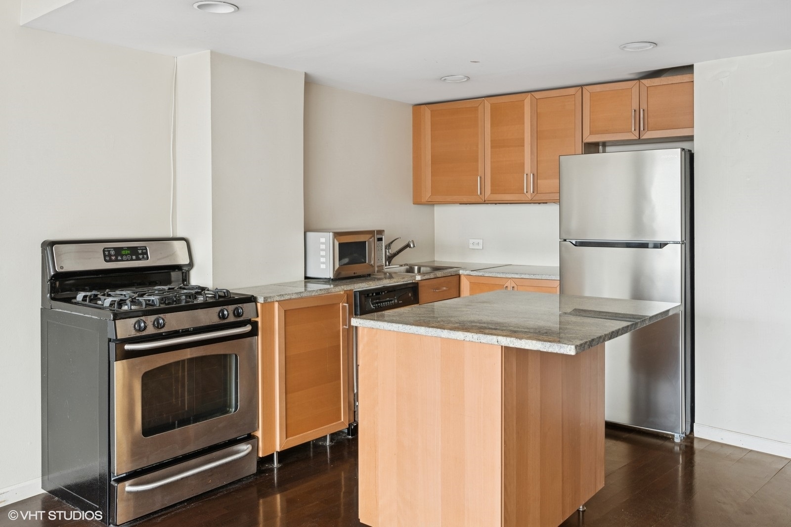 1150 N Lake Shore Drive #20J, Chicago, IL 60611