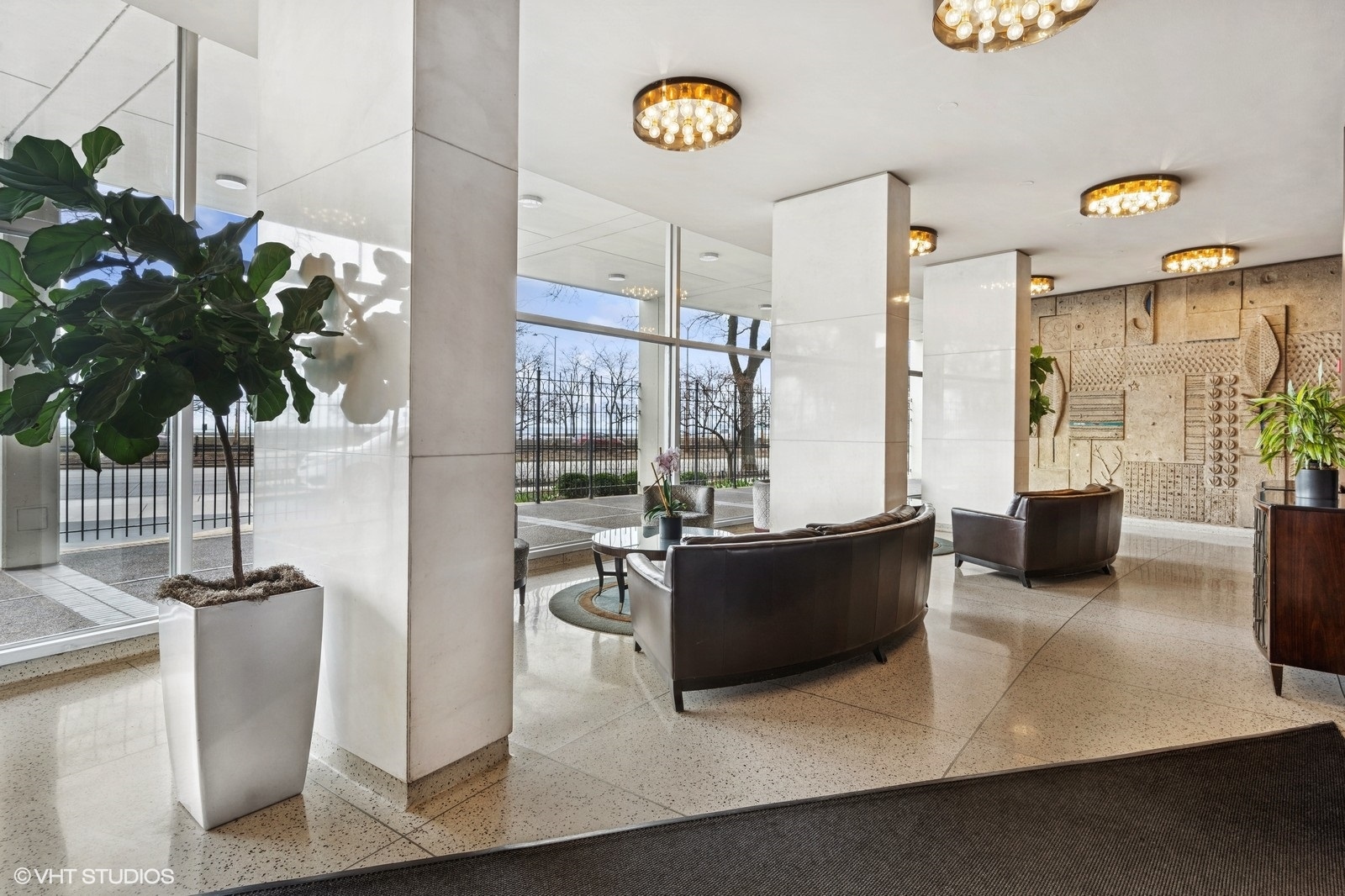 1150 N Lake Shore Drive #20J, Chicago, IL 60611