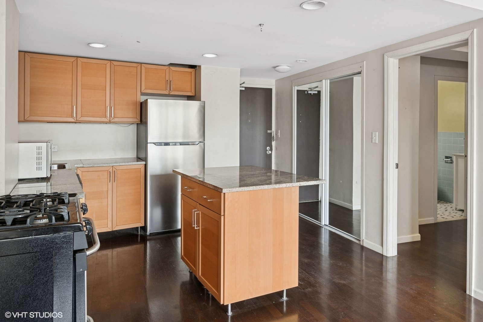 1150 N Lake Shore Drive #20J, Chicago, IL 60611