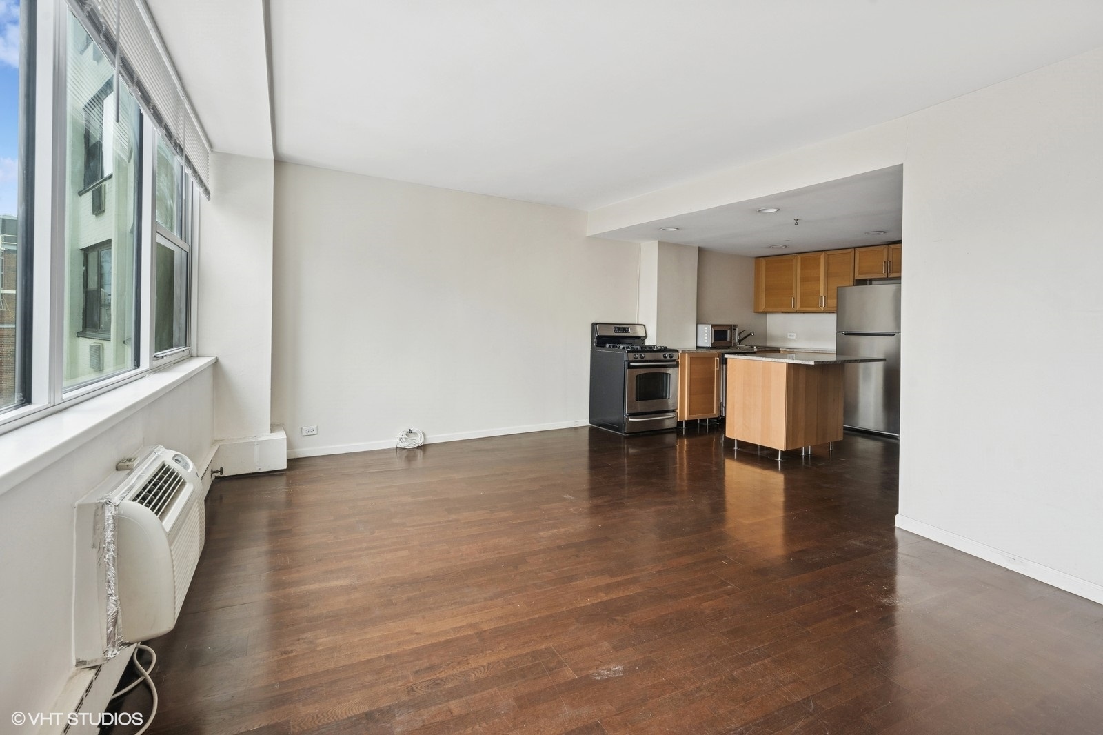 1150 N Lake Shore Drive #20J, Chicago, IL 60611