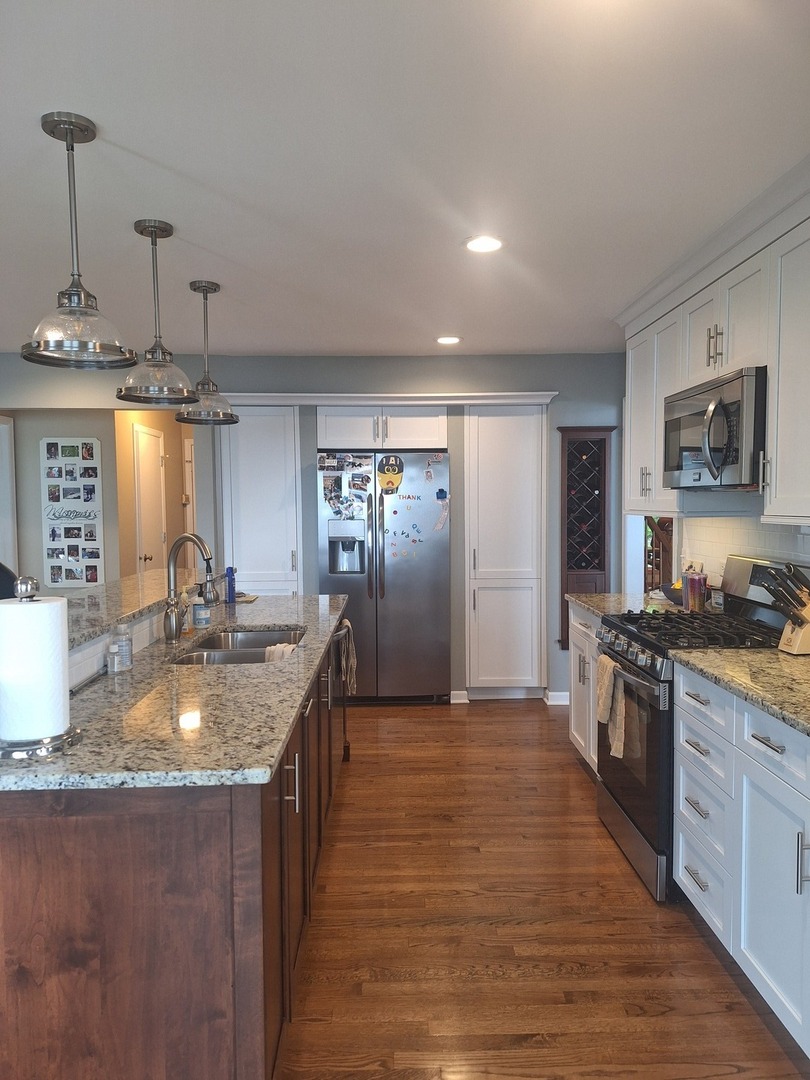 171 Waltonian Terrace, Fox Lake, IL 60020