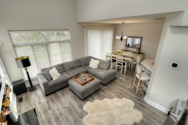 967 Ripple Ridge Cove, Darien, IL 60561