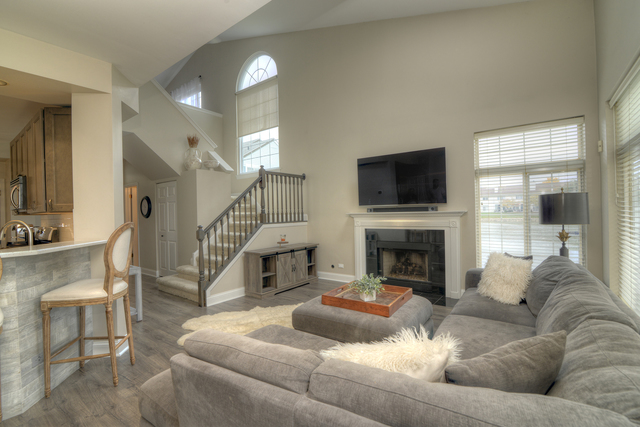 967 Ripple Ridge Cove, Darien, IL 60561