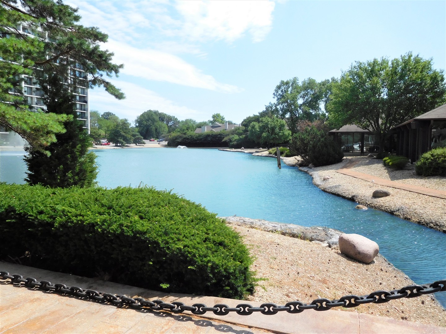 2015 S Finley Road #203, Lombard, IL 60148