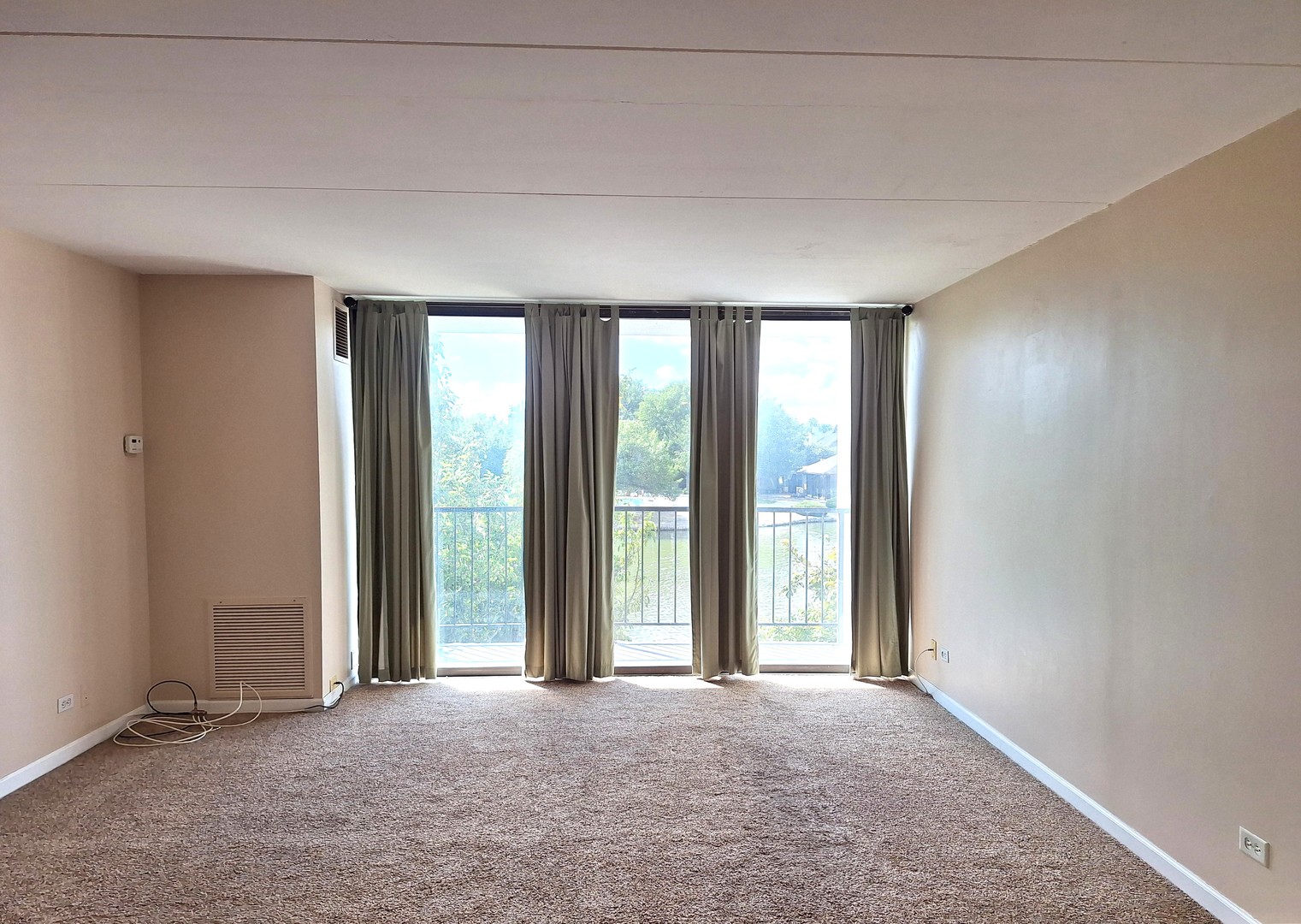 2015 S Finley Road #203, Lombard, IL 60148