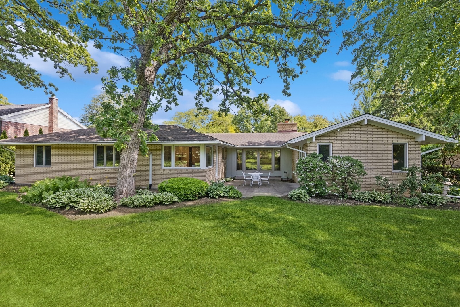 36 Mockingbird Lane, Oak Brook, IL 60523