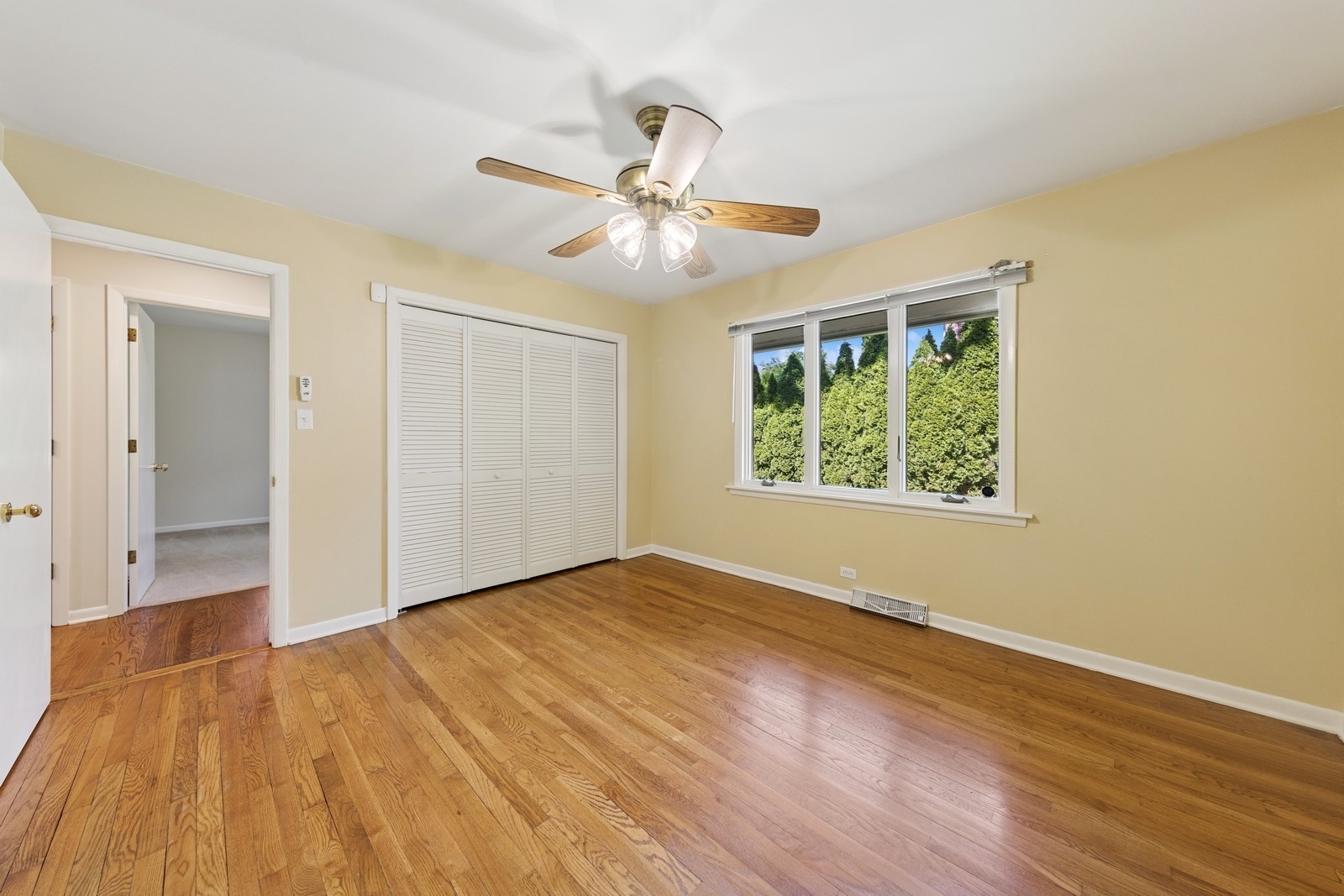 36 Mockingbird Lane, Oak Brook, IL 60523