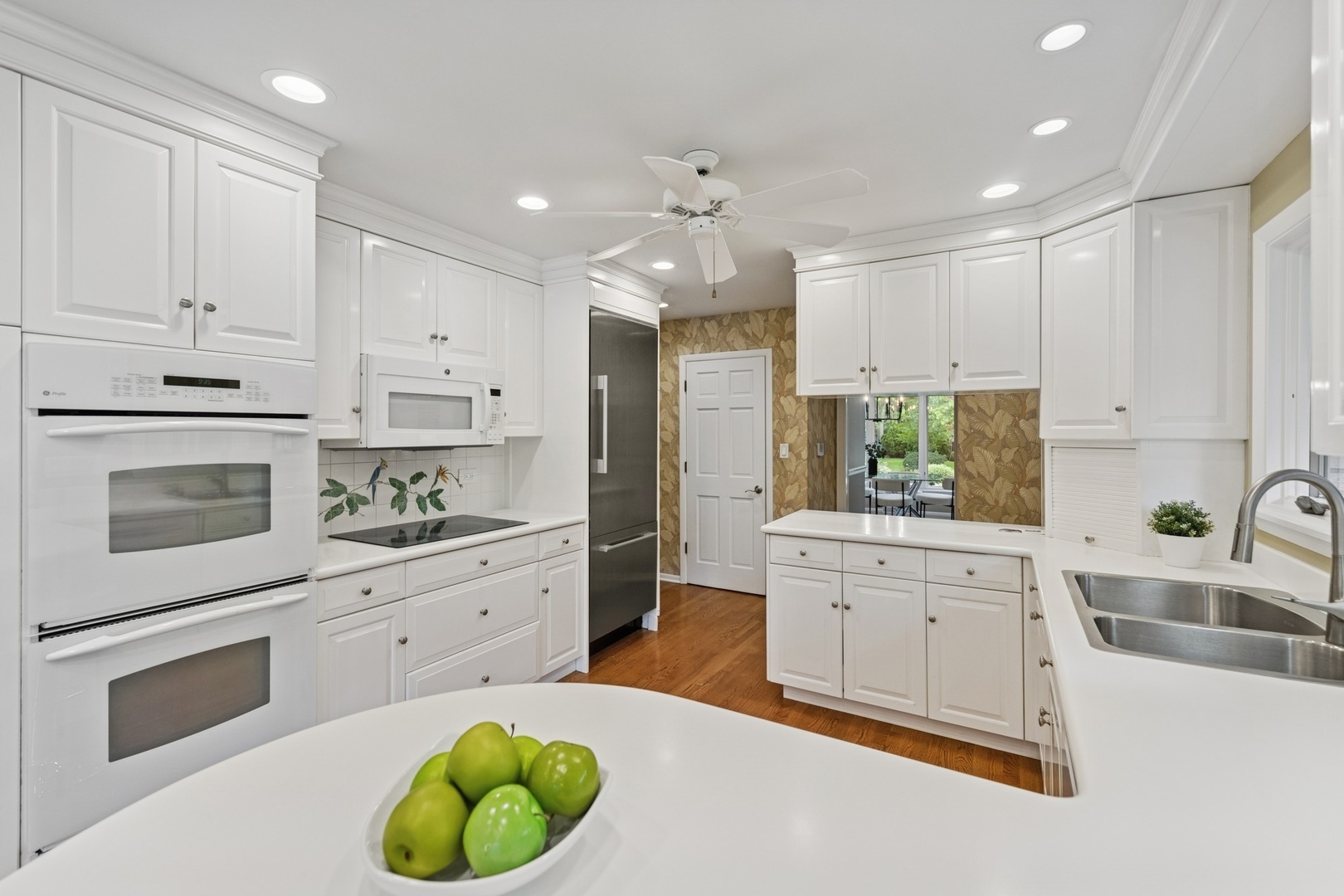 36 Mockingbird Lane, Oak Brook, IL 60523