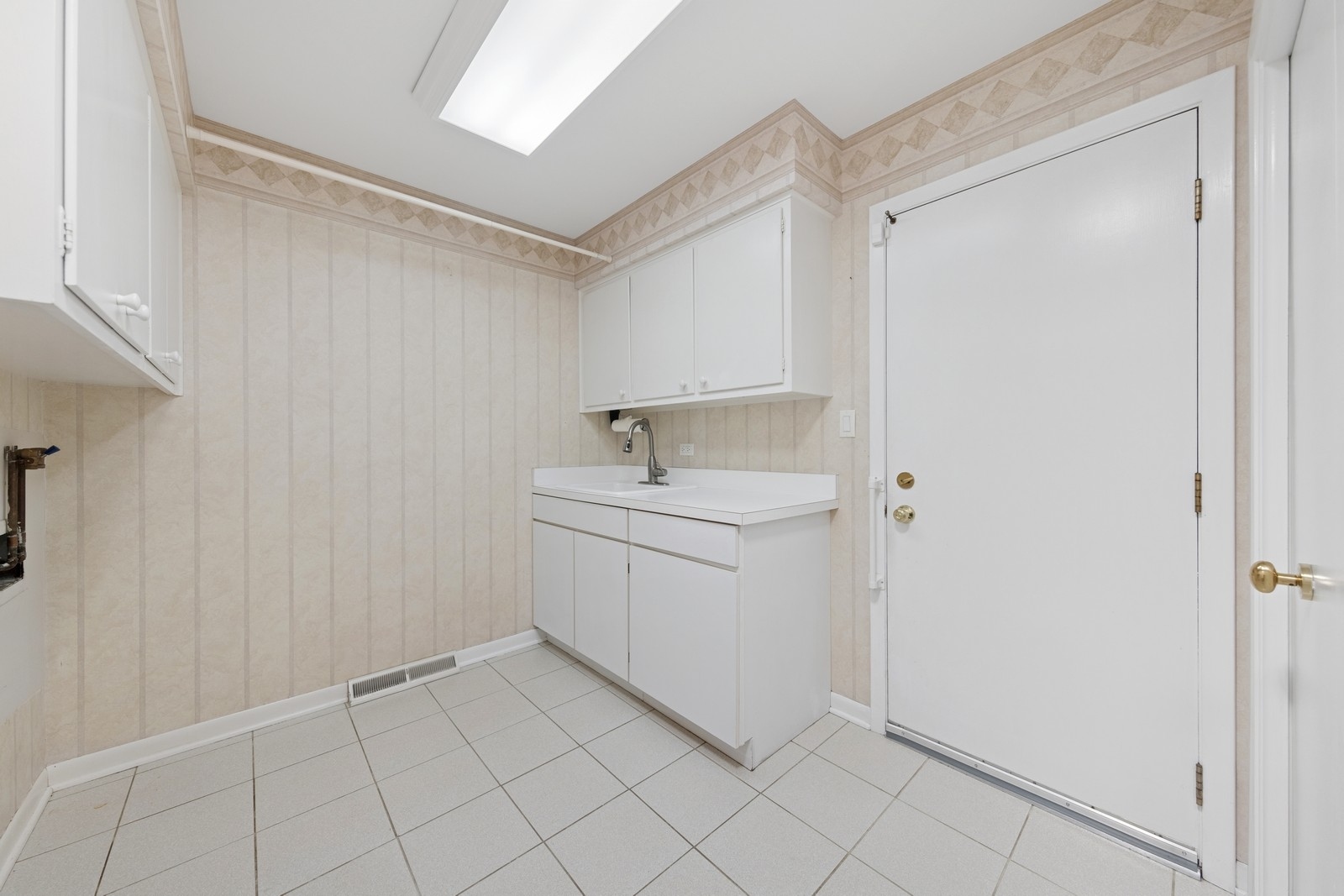 36 Mockingbird Lane, Oak Brook, IL 60523