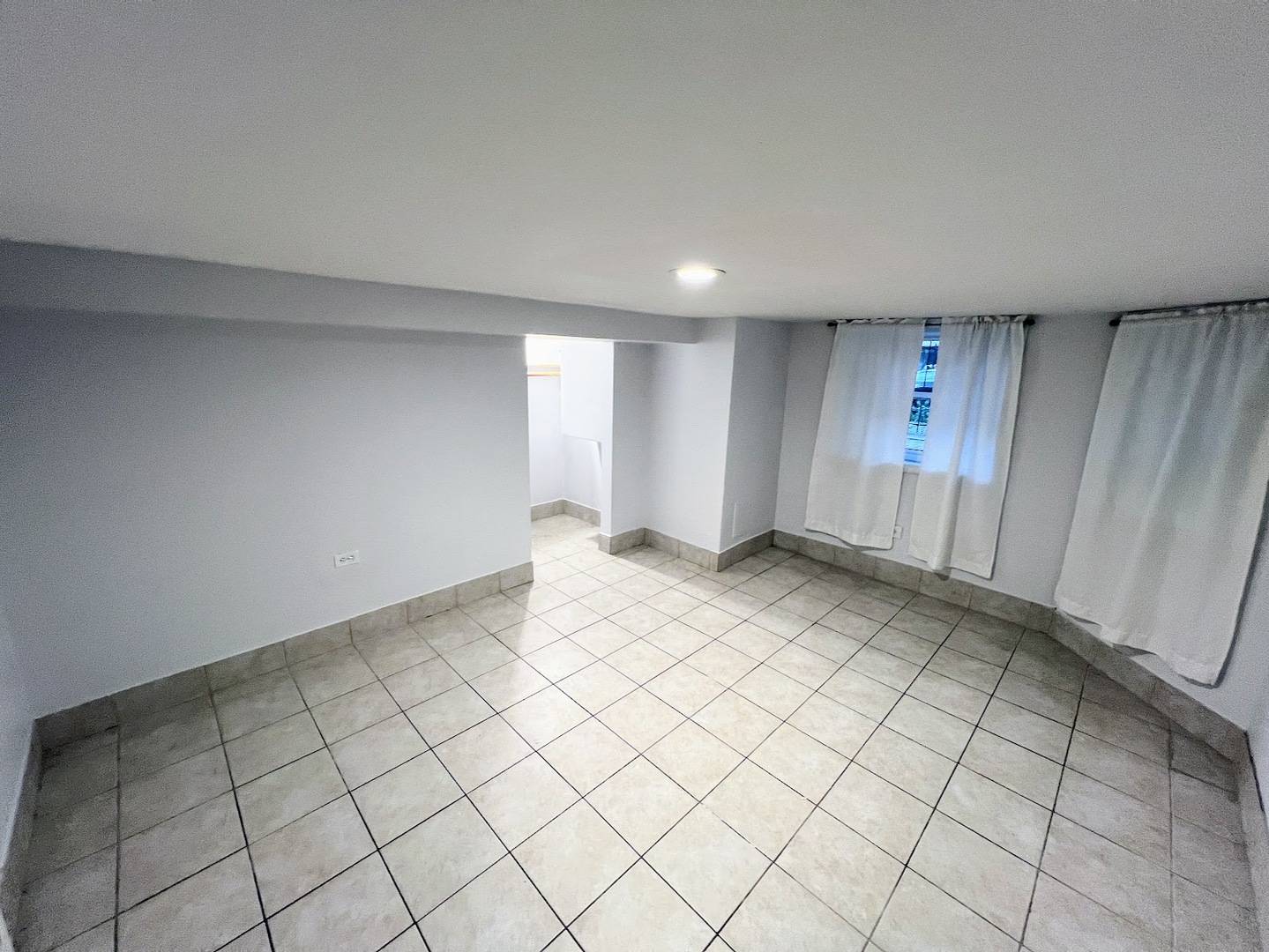 2936 N Dawson Avenue #G, Chicago, IL 60618