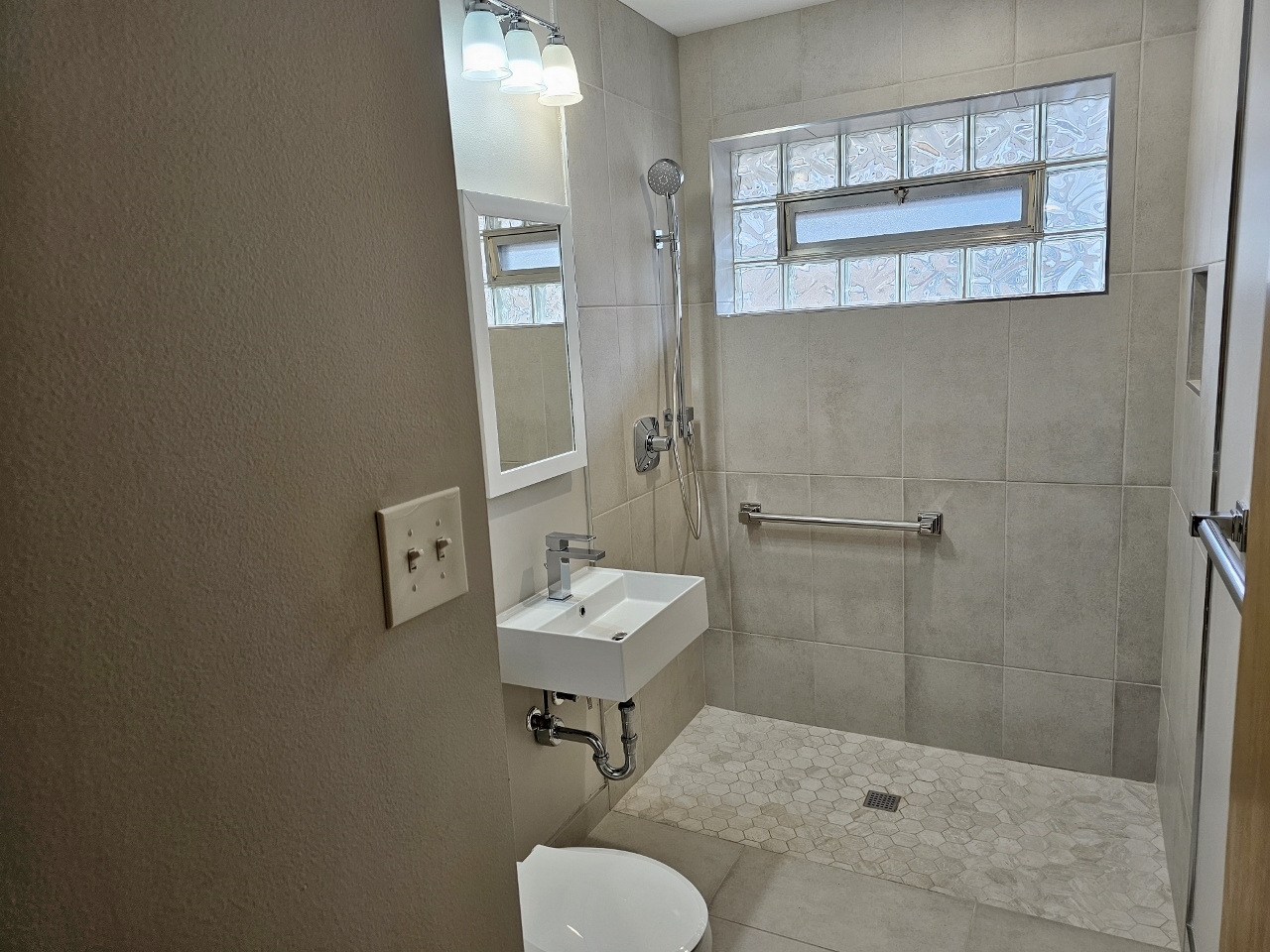 3132 W 101st Place, Evergreen Park, IL 60805