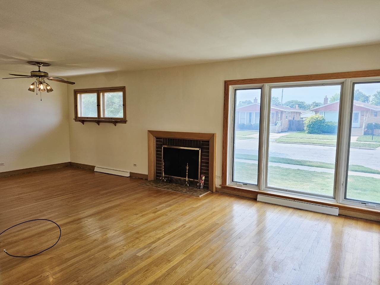 3132 W 101st Place, Evergreen Park, IL 60805