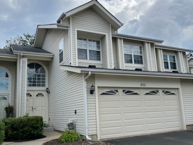 852 Dracut Lane, Schaumburg, IL 60173
