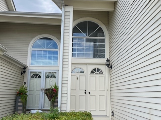 852 Dracut Lane, Schaumburg, IL 60173