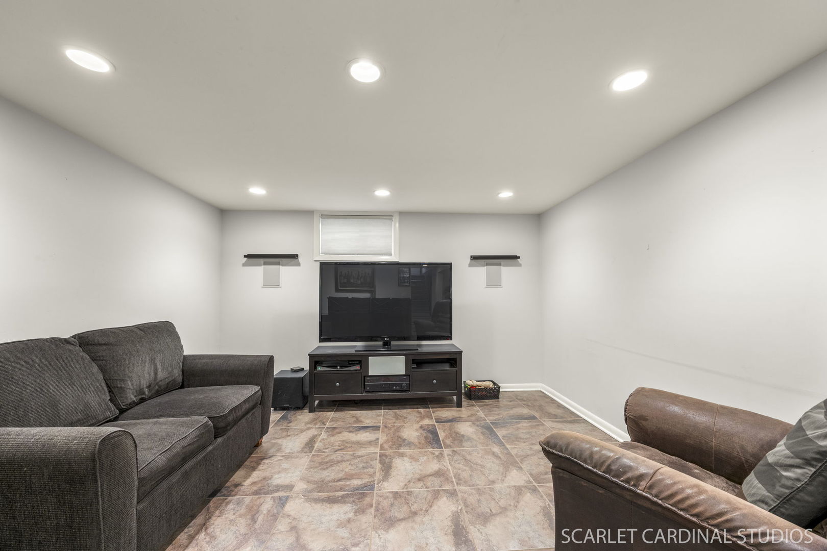 22 W Jackson Street, Villa Park, IL 60181