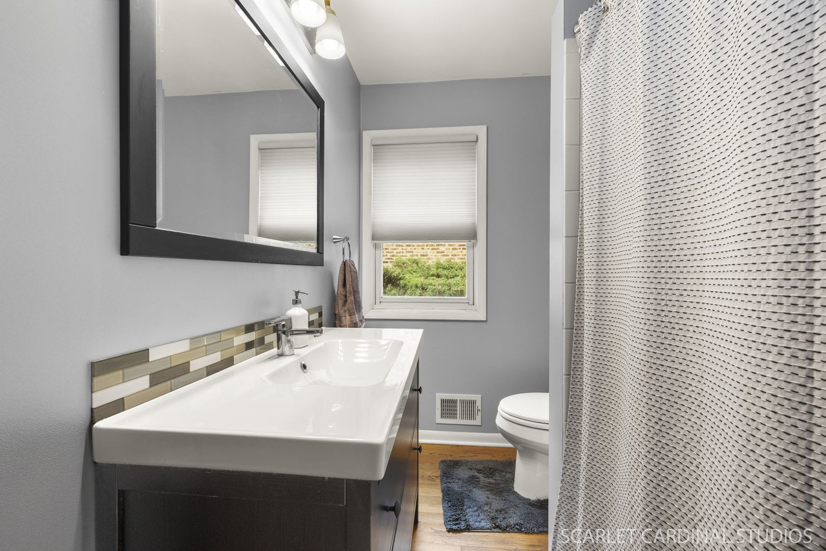 22 W Jackson Street, Villa Park, IL 60181