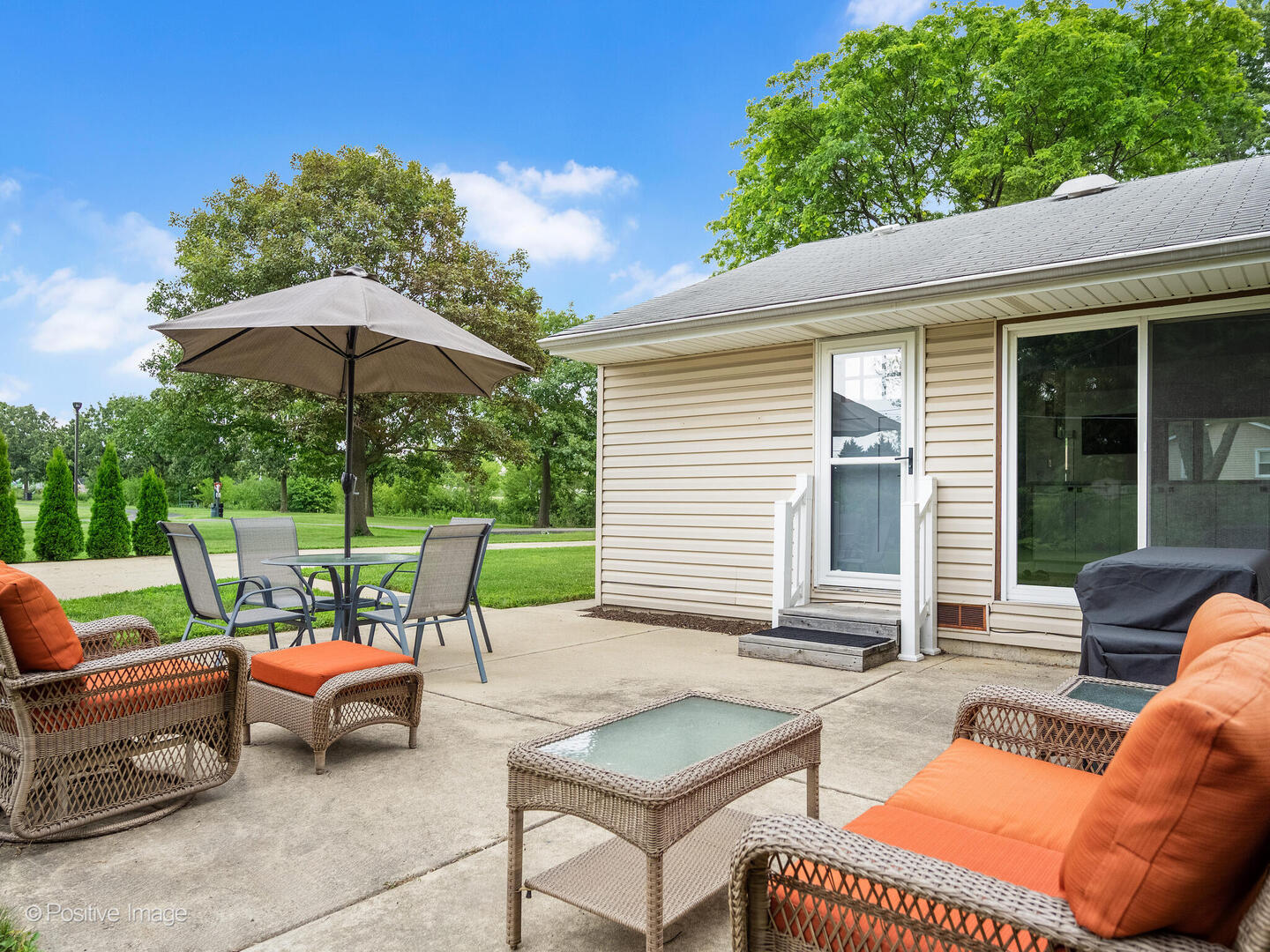 1474 Van Meter Drive, Glendale Heights, IL 60139