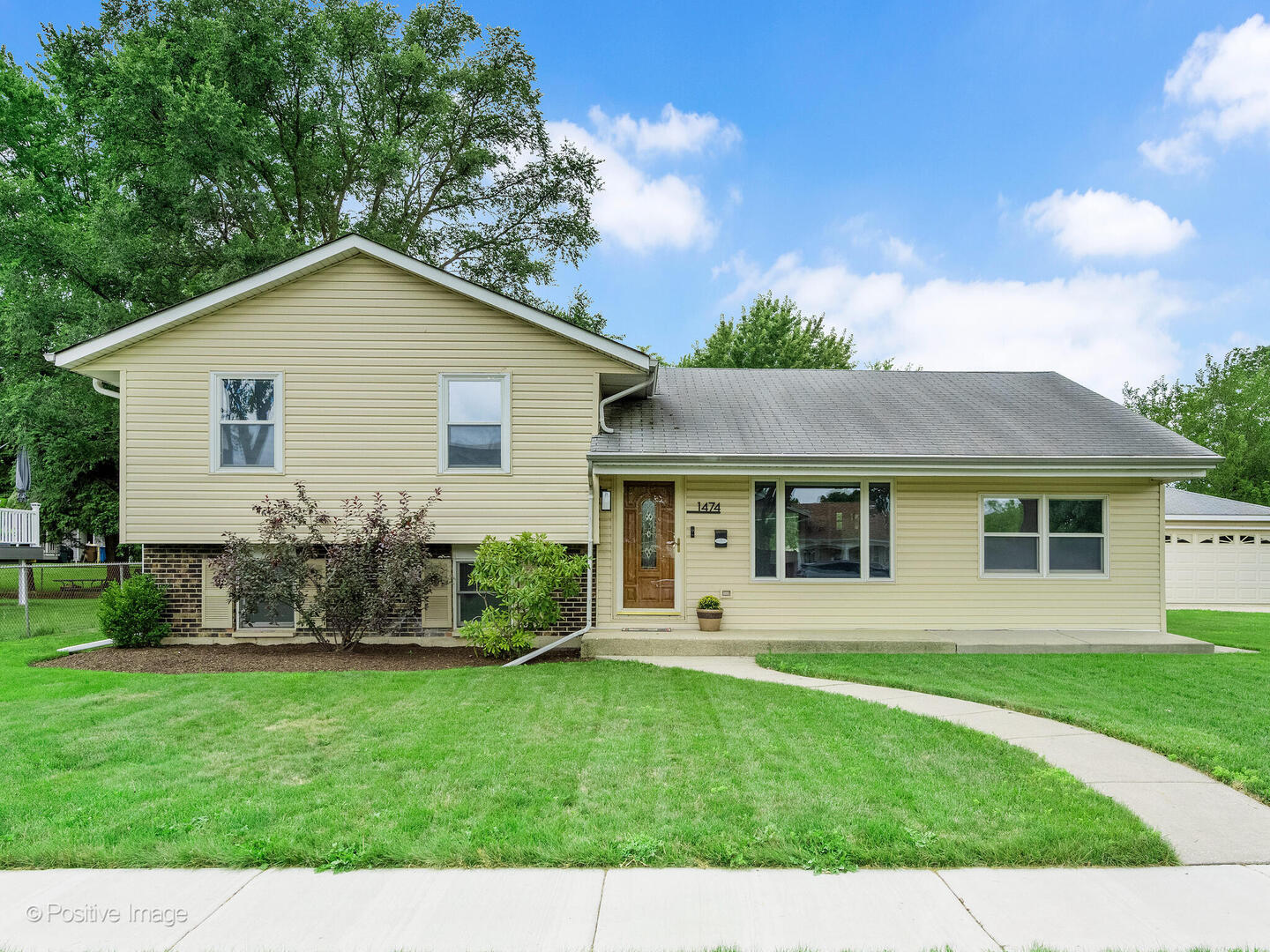 1474 Van Meter Drive, Glendale Heights, IL 60139