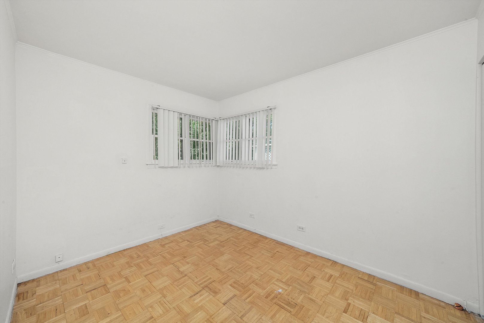 180 WASHINGTON Street, Park Forest, IL 60466
