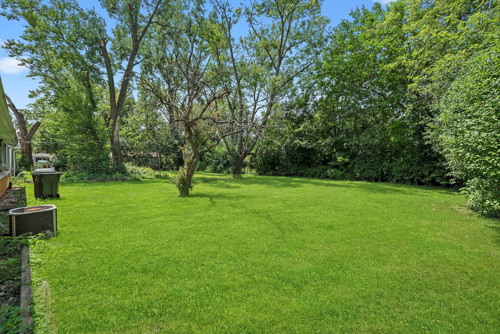 180 WASHINGTON Street, Park Forest, IL 60466