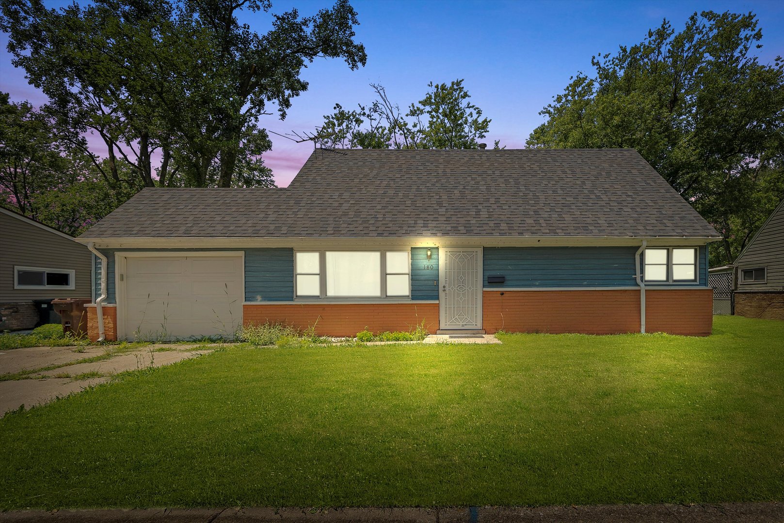 180 WASHINGTON Street, Park Forest, IL 60466