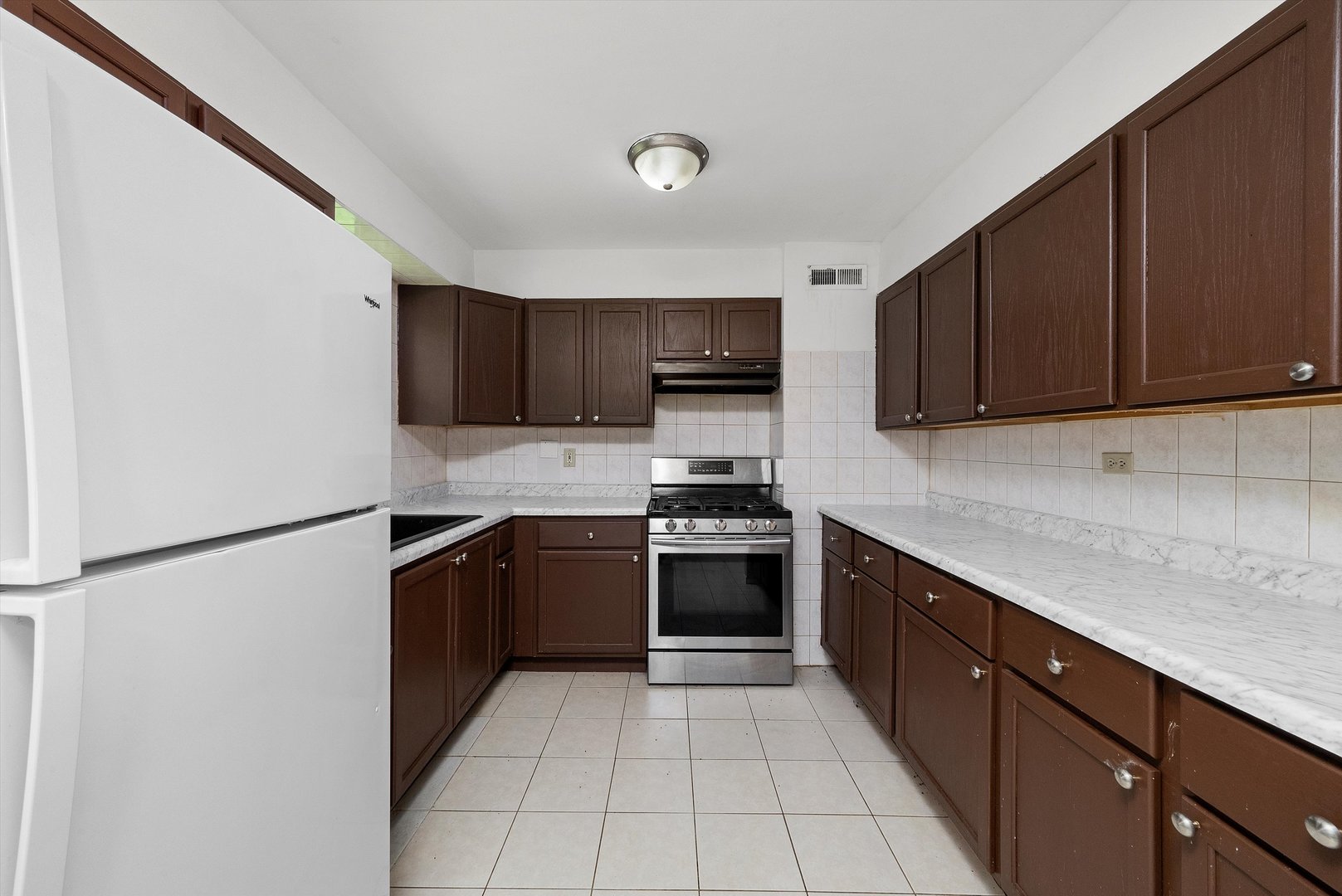 180 WASHINGTON Street, Park Forest, IL 60466