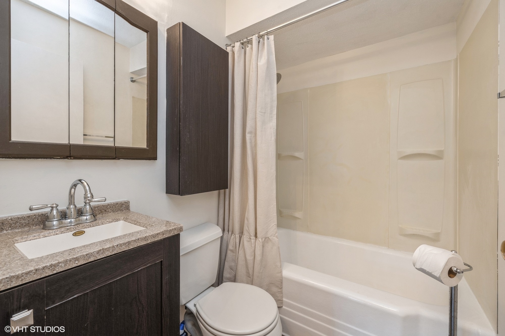 541 Barnsdale Road #1, La Grange Park, IL 60526
